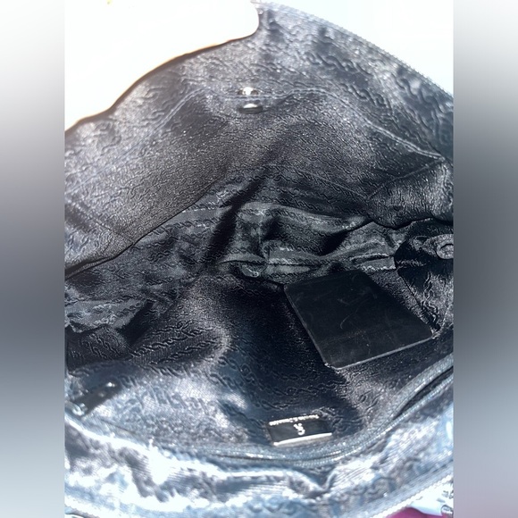 Roberta di Camerino Vintage Black and Red Velvet Shoulder Bag - Picture 11 of 14